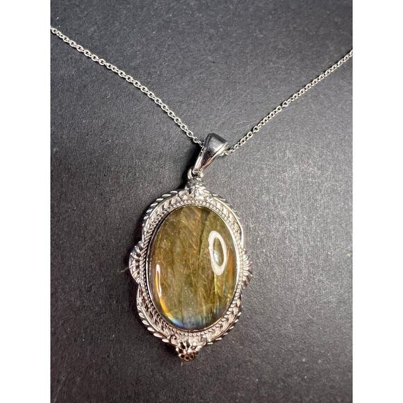 NEW Flashy fire labradorite pendant and chain in stainless steel 20inch - Picture 11 of 16